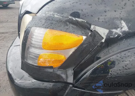 2003 Toyota Sequoia Limited V8 z USA, uszkodzony, nr VIN 5TDBT48A73S171091